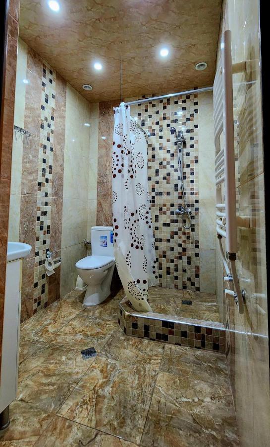 Superior Apt. With Balcony On Aram Street Apartment Yerevan Ngoại thất bức ảnh